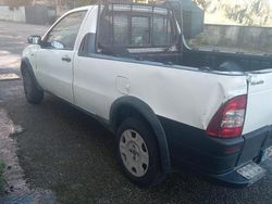 Bianco Usata 2007 Fiat Strada Pick-up | 8000 € (Buon prezzo)