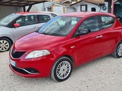 Rosso Usata 2017 Lancia Ypsilon Gold Due volumi | 6990 € (Buon prezzo)