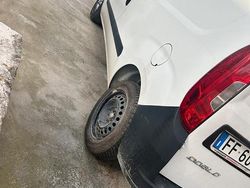 Bianco Usata 2014 Fiat Doblò Monovolume | 3600 €