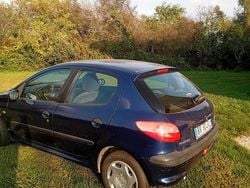 Blu Usata 2001 Peugeot 206 Monovolume | 500 €