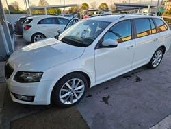 Bianco pastello Usata 2014 Skoda Octavia Executive Station wagon | 6000 € (Super prezzo)