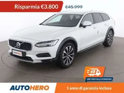 Bianco Usata 2024 Volvo V90 CC Plus Station wagon | 42.199 € (Super prezzo)