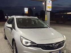Grigio Usata 2020 Opel Astra S Station wagon | 9000 € (Buon prezzo)