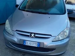 Usata 2004 Peugeot 307 Due volumi | 1350 € (Buon prezzo)