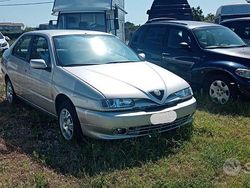 Usata 1995 Alfa Romeo 146 Due volumi | 2000 €