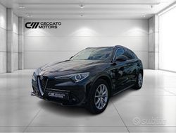 Nero Usata 2018 Alfa Romeo Stelvio Business SUV | 21.900 € (Buon prezzo)