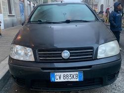 Grigio Usata 2006 Fiat Punto Due volumi | 999 € (Ottimo prezzo)