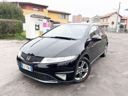 Nero Usata 2011 Honda Civic Elegance Tre volumi | 3900 € (Buon prezzo)