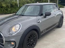 Grigio Usata 2017 Mini ONE Due volumi | 13.900 €