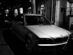 Grigio Usata 2004 BMW 320 Tre volumi | 3500 € (Cara)