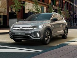 Deep black perlato Nuova 2025 VW T-Roc R-line SUV | 37.360 € (Molto cara)