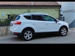Bianco Usata 2010 Ford Kuga SUV | 7000 € (Buon prezzo)