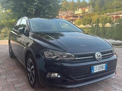 Nero Usata 2020 VW Polo Comfortline Tre volumi | 14.000 € (Buon prezzo)