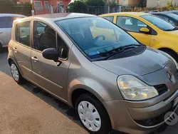 Usata 2008 Renault Modus Monovolume | 1900 € (Buon prezzo)