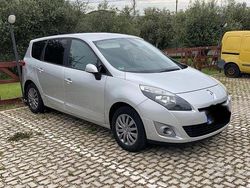 Usata 2011 Renault Scénic Monovolume | 5000 € (Buon prezzo)