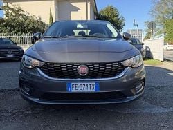 Grigio Usata 2016 Fiat Tipo Opening Edition Tre volumi | 7400 € (Buon prezzo)