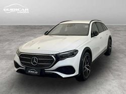 Bianco opalite bright designo Nuova 2025 Mercedes E220 Premium Station wagon | 74.600 € (Super prezzo)