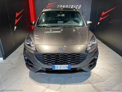 Grigio Usata 2022 Ford Kuga ST-Line SUV | 22.999 € (Buon prezzo)