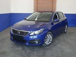 Blu/azzurro Usata 2018 Peugeot 308 Allure Tre volumi | 16.690 € (Molto cara)