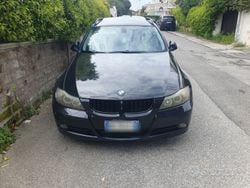 Nero Usata 2008 BMW 318 Station wagon | 3500 € (Molto cara)