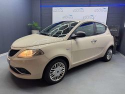 Bianco Usata 2015 Lancia Ypsilon Silver Due volumi | 7950 € (Buon prezzo)