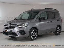 Grigio Nuova 2025 Renault Kangoo Techno Monovolume | 24.900 € (Buon prezzo)
