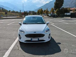 Usata 2018 Ford Fiesta Due volumi | 9500 € (Buon prezzo)