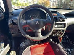 Verde Usata 1998 Peugeot 206 Tre volumi | 1200 €