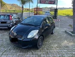 Nero Usata 2006 Toyota Yaris Sol Tre volumi | 3500 € (Ottimo prezzo)