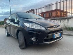 Nero Usata 2009 Ford Fiesta Titanium Due volumi | 2950 € (Super prezzo)