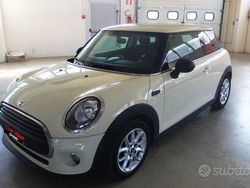 Beige Usata 2018 Mini One D Due volumi | 14.500 € (Molto cara)