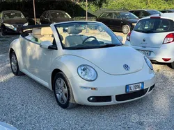 Beige Usata 2008 VW Beetle Cabrio | 5900 € (Ottimo prezzo)