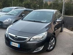 Nero Usata 2012 Opel Astra Tre volumi | 4500 € (Buon prezzo)