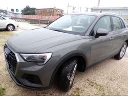 Grigio Usata 2020 Audi Q3 Business SUV | 26.450 € (Buon prezzo)