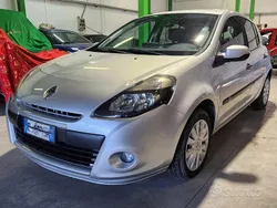 Usata 2010 Renault Clio II Due volumi | 3399 € (Buon prezzo)