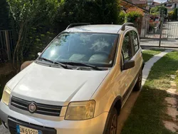 Usata 2008 Fiat Panda 4x4 Climbing Due volumi | 4900 € (Ottimo prezzo)