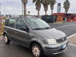 Grigio Usata 2012 Fiat Panda Due volumi | 3650 € (Ottimo prezzo)