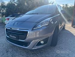 Grigio Usata 2014 Peugeot 5008 Allure Tre volumi | 9900 €