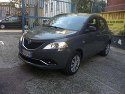 Grigio Usata 2015 Lancia Ypsilon Gold Due volumi | 6450 € (Buon prezzo)