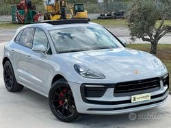 Grigio Usata 2022 Porsche Macan SUV | 59.499 € (Buon prezzo)