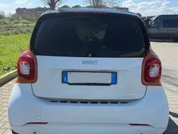 Usata 2015 Smart ForTwo Coupé Edition #1 Due volumi | 9500 € (Buon prezzo)