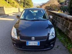 Nero Usata 2008 Suzuki Swift Tre volumi | 2200 € (Super prezzo)