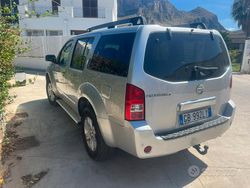 Grigio Usata 2005 Nissan Pathfinder SUV | 9000 € (Molto cara)