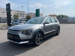 Grigio Nuova 2025 Kia Niro SUV | 26.700 €