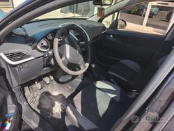 Nero Usata 2009 Peugeot 207 Tre volumi | 1399 € (Ottimo prezzo)