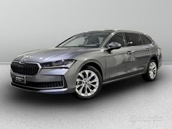Grigio Usata 2025 Skoda Superb Style Station wagon | 39.400 € (Molto cara)