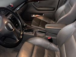 Grigio Usata 2003 Audi A4 Tre volumi | 4000 € (Cara)