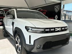 Bianco Nuova 2025 Dacia Duster Journey SUV | 23.900 € (Cara)