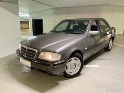 Usata 1996 Mercedes C180 Tre volumi | 1200 € (Ottimo prezzo)