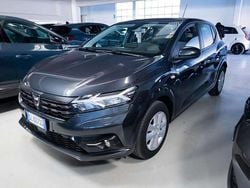 Grigio Usata 2022 Dacia Sandero Comfort Tre volumi | 11.900 € (Ottimo prezzo)